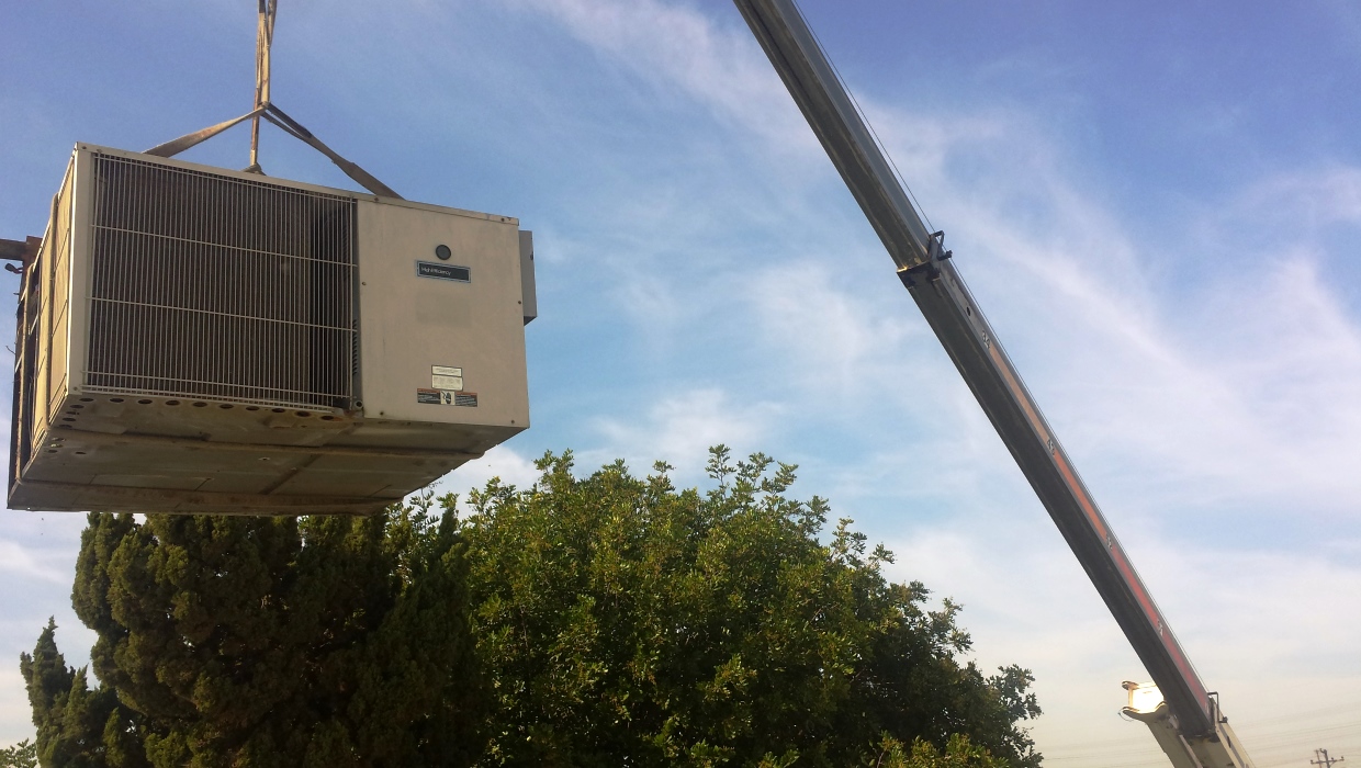 Rent Crane, Lifting Machines, Pickups, Transport and Heavy Machinery